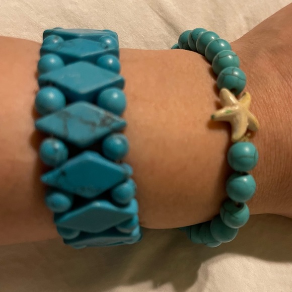 Two Turquoise colored bead bracelets stretch casual and fun one with a starfish - Picture 2 of 4